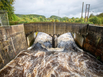 Allied Glass goes hydroelectric with Drax