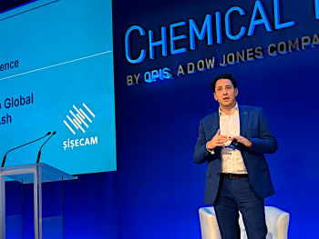 Görkem Elverici, CEO of Sisecam, a global player in the fields of glass and chemical, presented Sisecam’s strong goals and growth journey at the World Soda Ash Conference held in Athens.