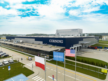 Corning opens optical fibre plant in Poland